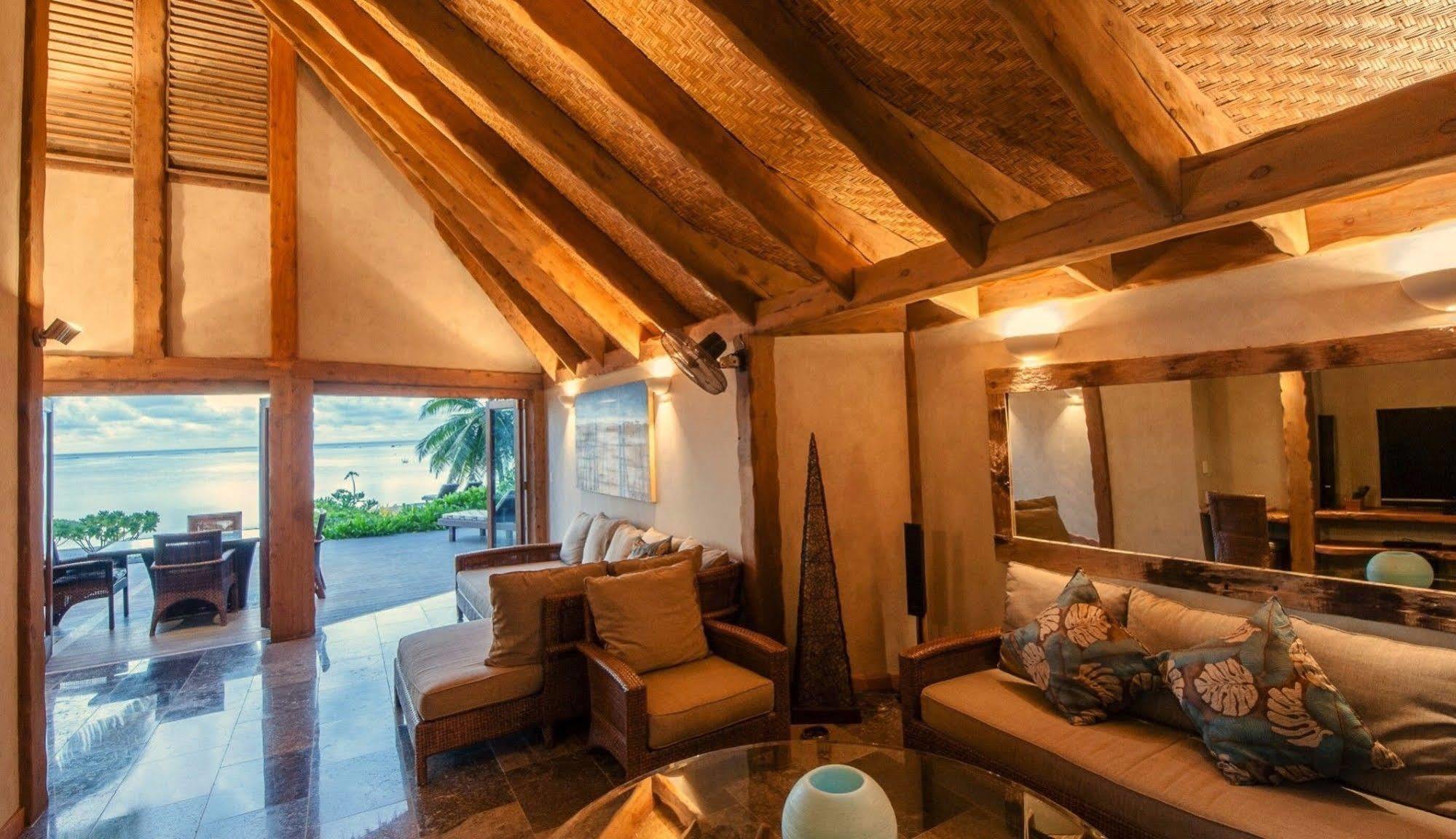Aitutaki Escape Hotel Arutanga Exterior photo